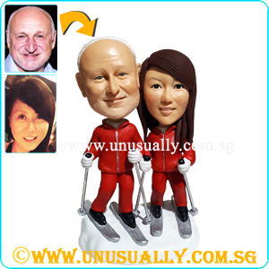Custom 3D Lovely Skilling Couple Figurines